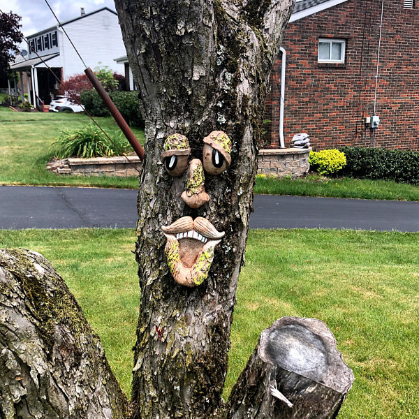 Outdoor Tree Emoji Decor